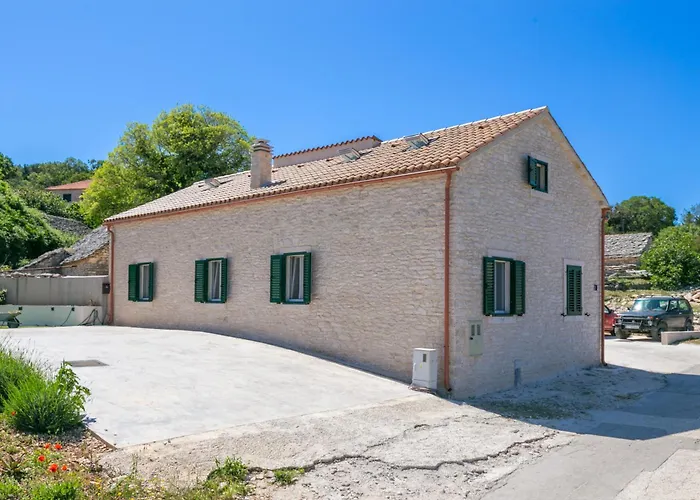 Appartement With Parking Space Skrip, Brac - 23826 *