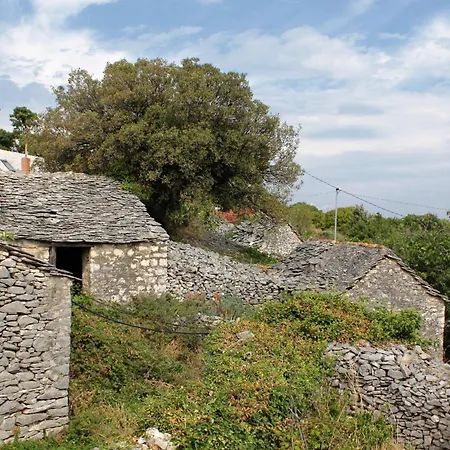 With Parking Space Skrip, Brac - 23826